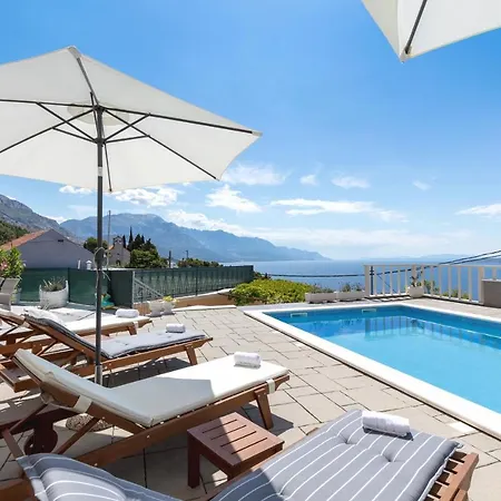 Holiday Home Dajana Pisak Exterior photo